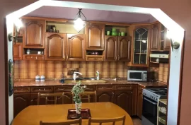 Apartament 3+1 në shitje në Rr.Kongresi Manastirit, Venta