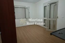 Qera, Hyrje 2+1+Blk, Spitali Amerikan II, 400 Euro, Location