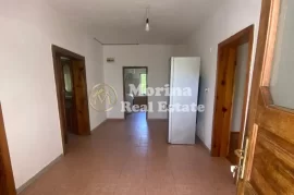 Qera, Hyrje Private 3+1, Astir, 400 Euro/Muaj, Location