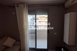Qera, Apartament 1+1, Yzberisht, 400 Euro/Muaj, Qera