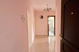 Kavaje,apartament 2+1,Rruga”Taulantia”,afer parkut, Πώληση