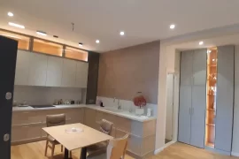 Apartament me qira Bill Klinton me PARKIM, Ενοικίαση