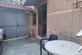 Tirane, Apartament me qira, Parku Autobuzave, Location