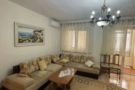 Apartament me qira Sheshi Willson 550 Euro , Affitto