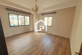 SHITET APARTAMENT 2+1/ MYSLYM SHYRI , Πώληση