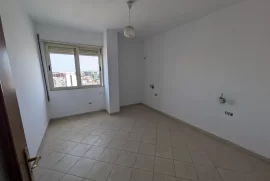 Apartament oer shitje Delijorgji 170 000 Euro , Verkauf