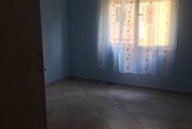 Jepet me Qira Apartament, Rr. Don Bosko, tek palla, Affitto