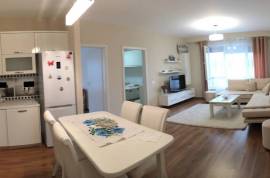 Jepet me qera apartament 2+1, Ενοικίαση