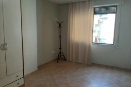 JEPET ME QERA APARTAMENT 2+1+2 NE KOMUNE TE PARISI, Location