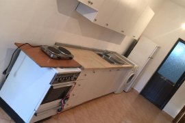 APARTAMENT ME QIRA 2+1, FAKULTETI MJEKSIS, Ενοικίαση