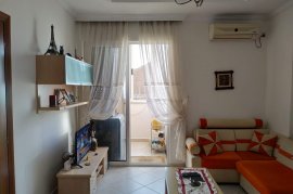 APARTAMENT PER SHITJE 1+1, RRUGA KAVAJES, Eladás