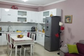 Shitet apartament 2+1+2 tek 'Liqeni i Thate', Vente