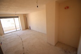 SHITET APARTAMENT 1+1,  SARANDË, Shitje