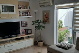 Shitet apartament 2+1 tek "Rruga e Kavajes&qu, Πώληση