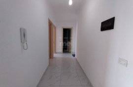 Shitet Apartament 2+1 Ne Astir., Shitje