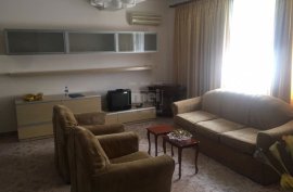 Ambasada Amerikane, Jepet Me Qira Apartament 1+1, Ενοικίαση