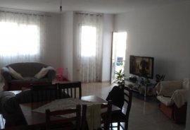 Jepet me qera apartament 2+1yzberisht , Affitto