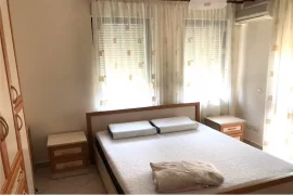 Jepet me qira apartament 2+1 prane Bllokut !, Ενοικίαση