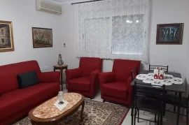 Apartament 2+1 me qira ne zonen e Bllokut Tirane, Huren