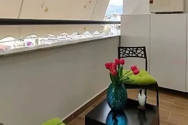 Apartament 2+1 me qira në “Rrugën e Kosovarëve”, Alquiler