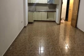 Shitet apartament 2+1 me Hipoteke.. Ish Ekspozita, Vente