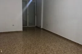 Shitet apartament 2+1 me Hipoteke.. Ish Ekspozita, Vente