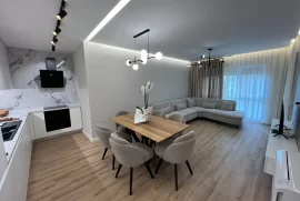 Super apartament 1+1 me qira ne “ Xhamllik”, Location