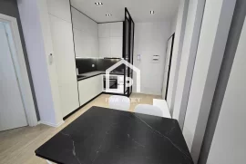 JEPET ME QIRA APARTAMENT 1+1/ RRUGA KAVAJES , Ενοικίαση