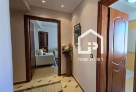 SHITET: Apartament 2+1/zona: Pogradec     , Πώληση