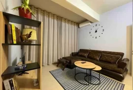 Tirane, Apartament me qira 550 Euro, Qera