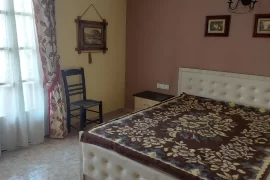 Tirane, Apartament me qira Komuna Parisit, Affitto