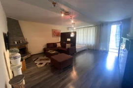 Tirane, Apartament me qira tek Brryli 650 Euro, Miete