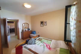 SHITET: APARTAMENT PENTHOUSE / zona: POGRADEC  , Shitje