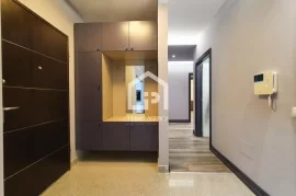 SHITET : Super apartament 3+1+1 GARAZH/ ZONA TEGUT, Πώληση