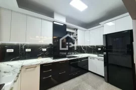 SHITET : Super apartament 3+1+1 GARAZH/ ZONA TEGUT, Πώληση