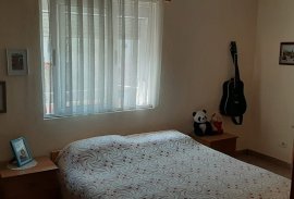 Shitet apartament 2+1 tek "Rruga e Kavajes&qu, Venta