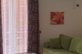 APARTAMENT ME QIRA 2+1 RRUGA E ELBASANIT, Huren