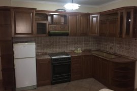 APARTAMENT ME QIRA 2+1, NE QENDER TE TIRANES, Qera