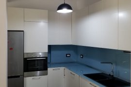 Jepet me qera apartament 3+1 tek ‘Stadiumi Dinamo’, Alquiler