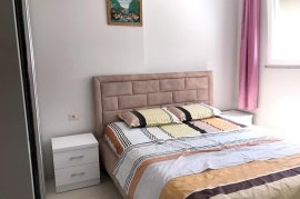 APARTAMENT ME QERA 1+1 TEK BULEVARDI BAJRAM CURRI, Bérlés