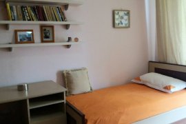 Jepet me qera apartament 2+1 tek 'Qendra Kristal', Qera