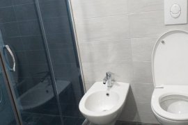 Apartament me qira 1+1 tek 21 Dhjetori, Ενοικίαση