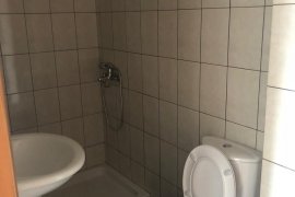 SHITET APARTAMENT 2+1+2 PRANE PALLATIT ME SHIGJETA, Shitje