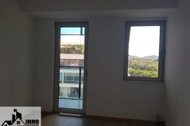 Super Apartament Ambasador 3, Qera