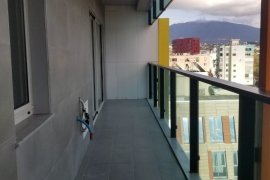 Super Apartament Ambasador 3, Qera