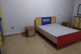 APARTAMENT ME QIRA 1+1, PRANE GJIMNAZIT SAMI FRASH, Qera