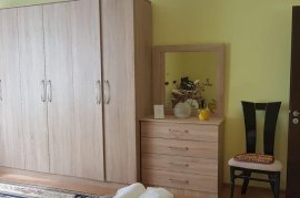 Jepet me qera apartament 1+1, Alquiler