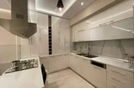 Shitet Apartamenti 3+1+2 Ne Kinostudio, Shitje