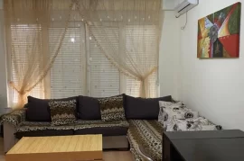 Jepet me qira apartament 2+1 ... Liqeni i Thate..!, Huren