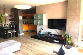 Shitet Apartament 2+1 Prane Brrylit !, Shitje